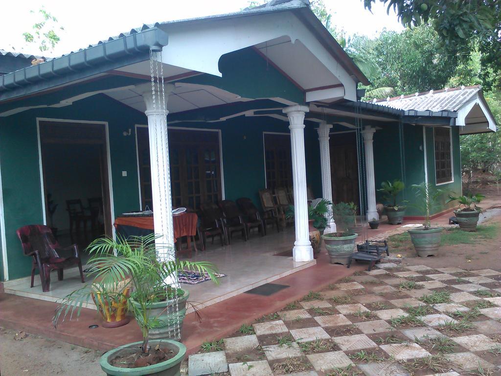 Elephant Safari Lodge Sigiriya Junction Habarana Eksteriør billede